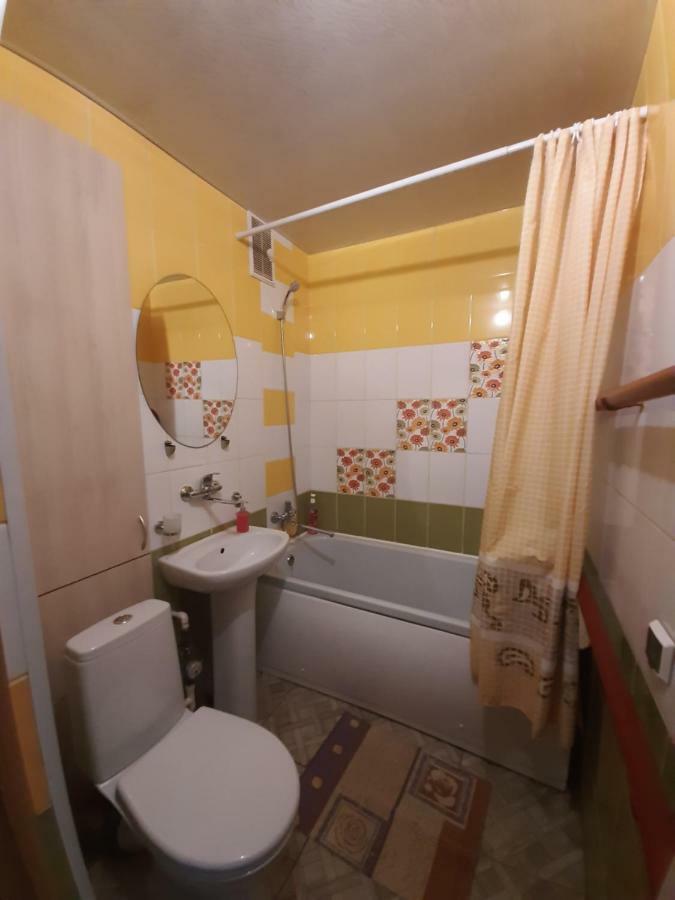 Apartment On Kirova D.34 スモレンスク エクステリア 写真